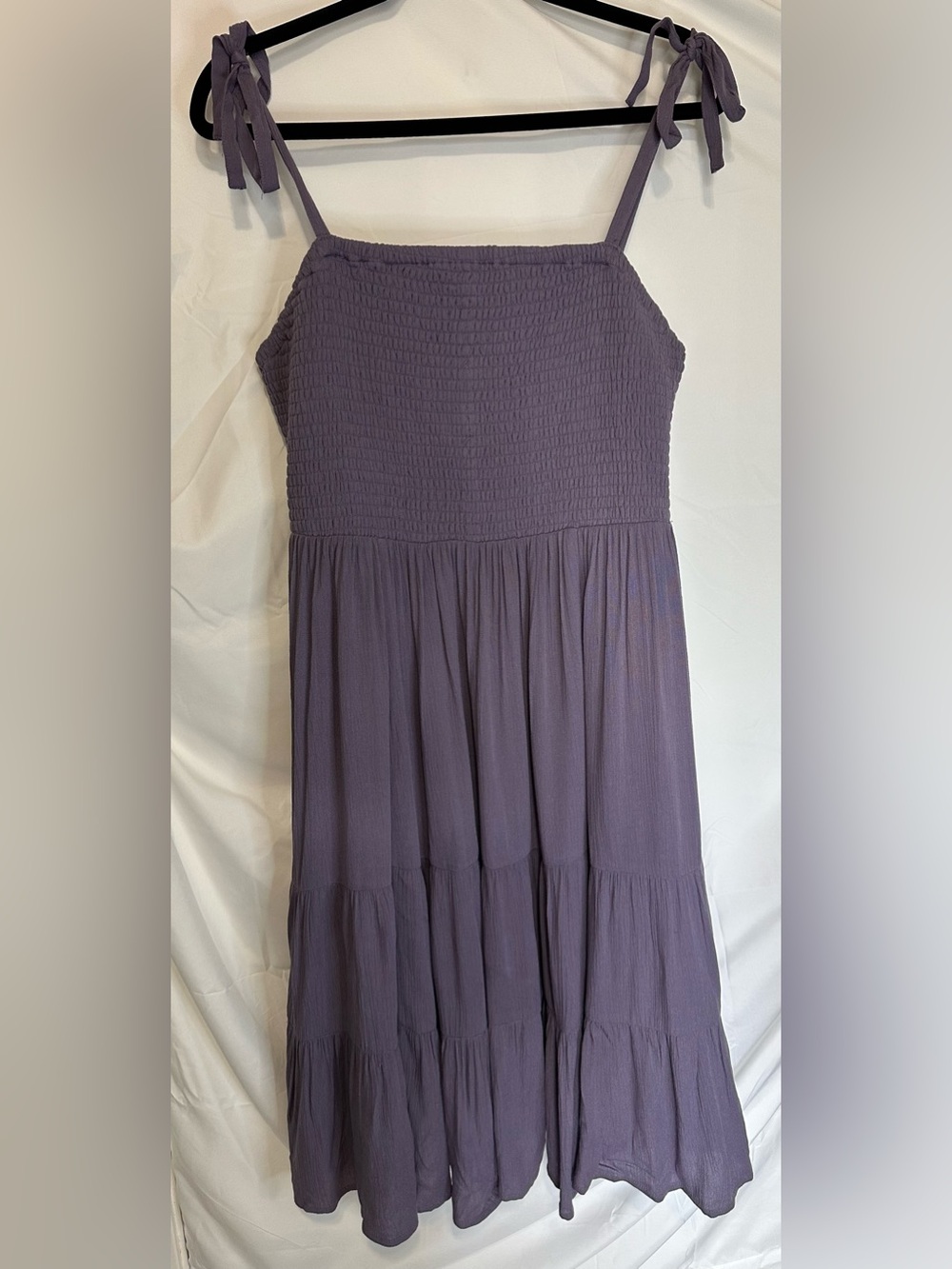 Torrid Smocked Tie-Shoulder Midi Dress in Plum - size 1 (14/16)